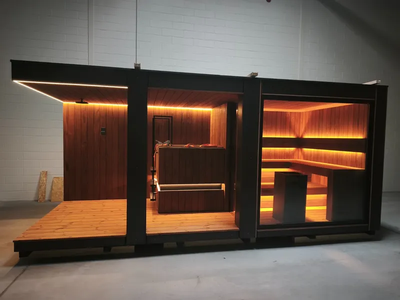 Módulo de sauna, banho de gelo e duche com iluminação quente
